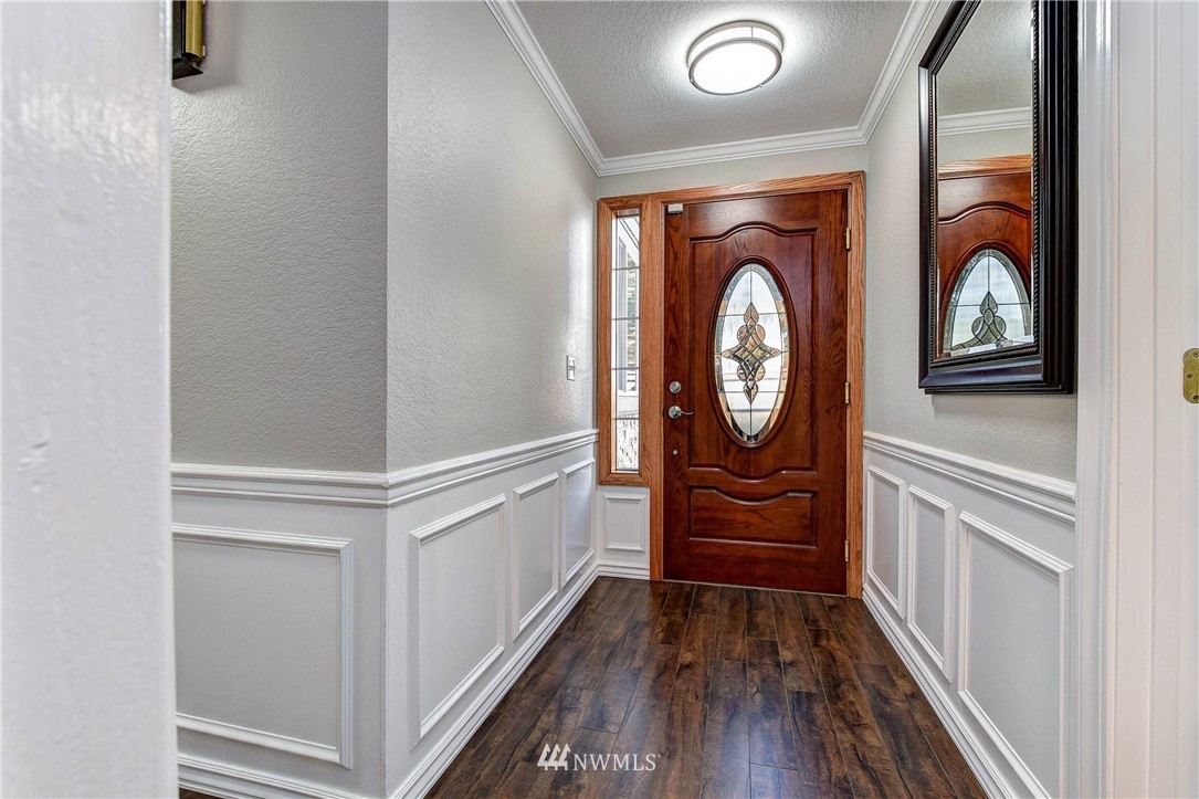 2106 186th Place Southeast Bothell, WA 98012 - Photo 2 of 25