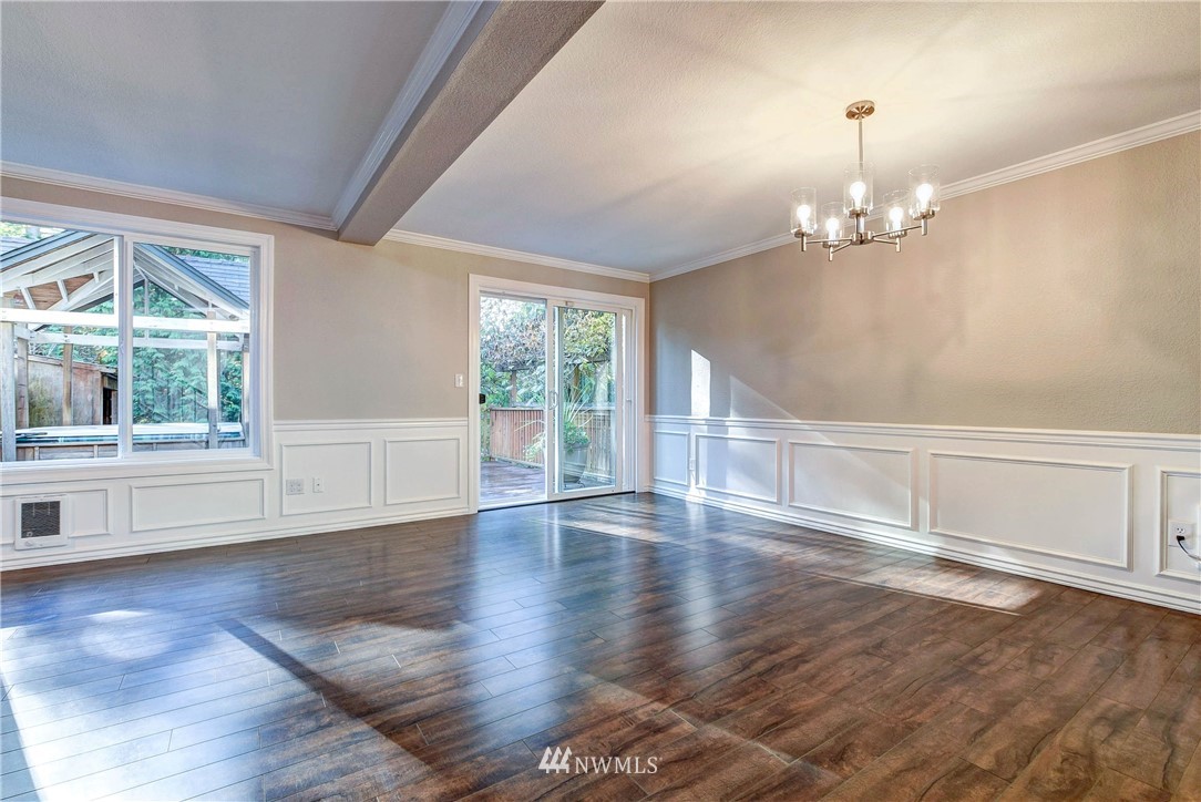 2106 186th Place Southeast Bothell, WA 98012 - Photo 3 of 25