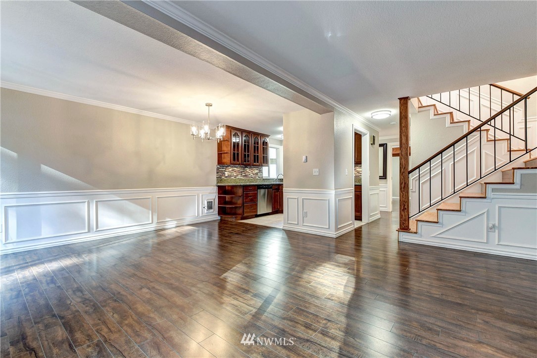 2106 186th Place Southeast Bothell, WA 98012 - Photo 4 of 25