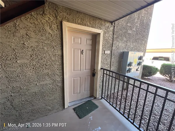 $1,200 | 5229 Indian River Drive, Unit 239, Las Vegas, NV 89103