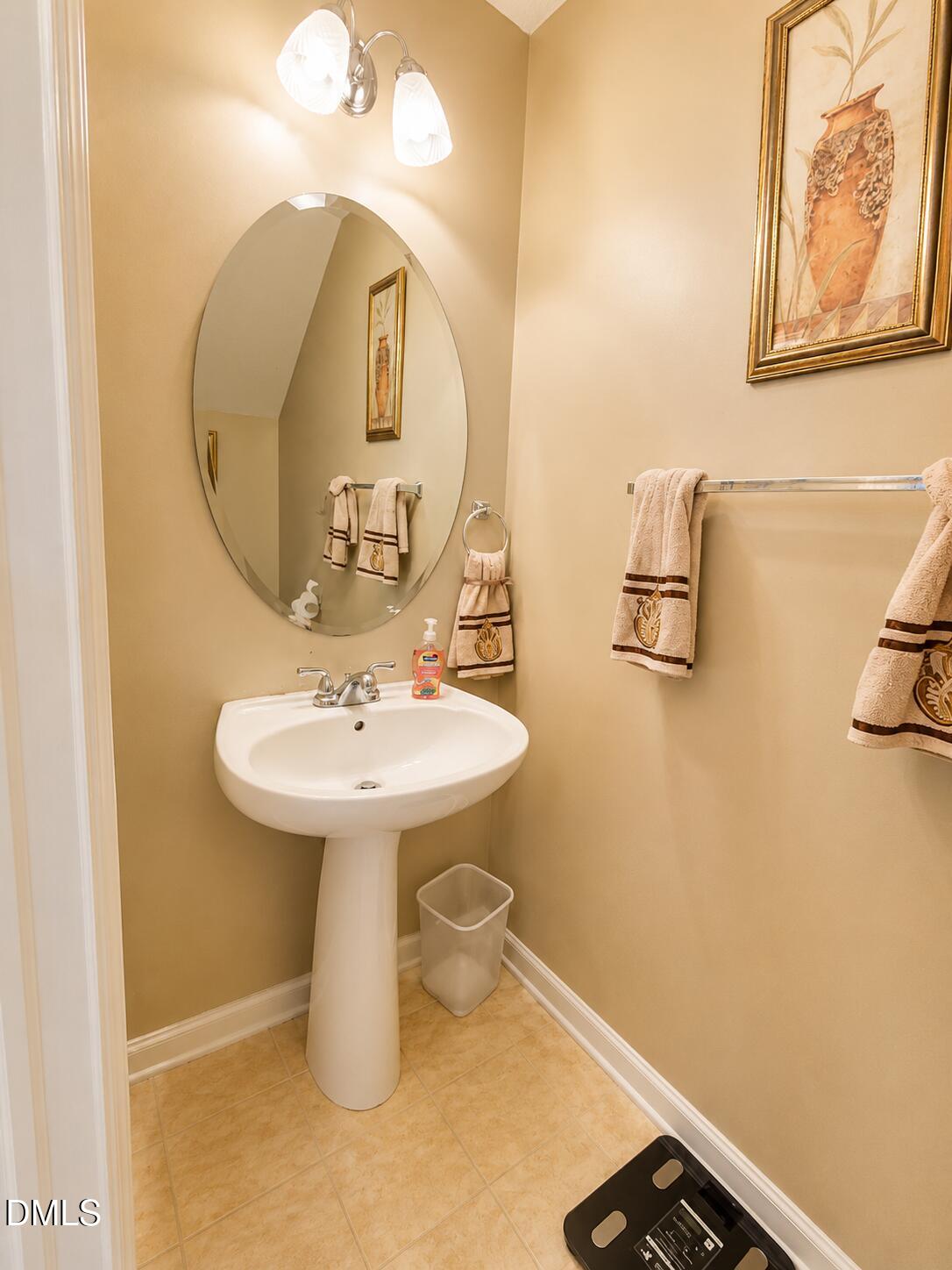8129 Wesley Farm Drive Raleigh, NC 27616 - Photo 8 of 25 Powder Room
