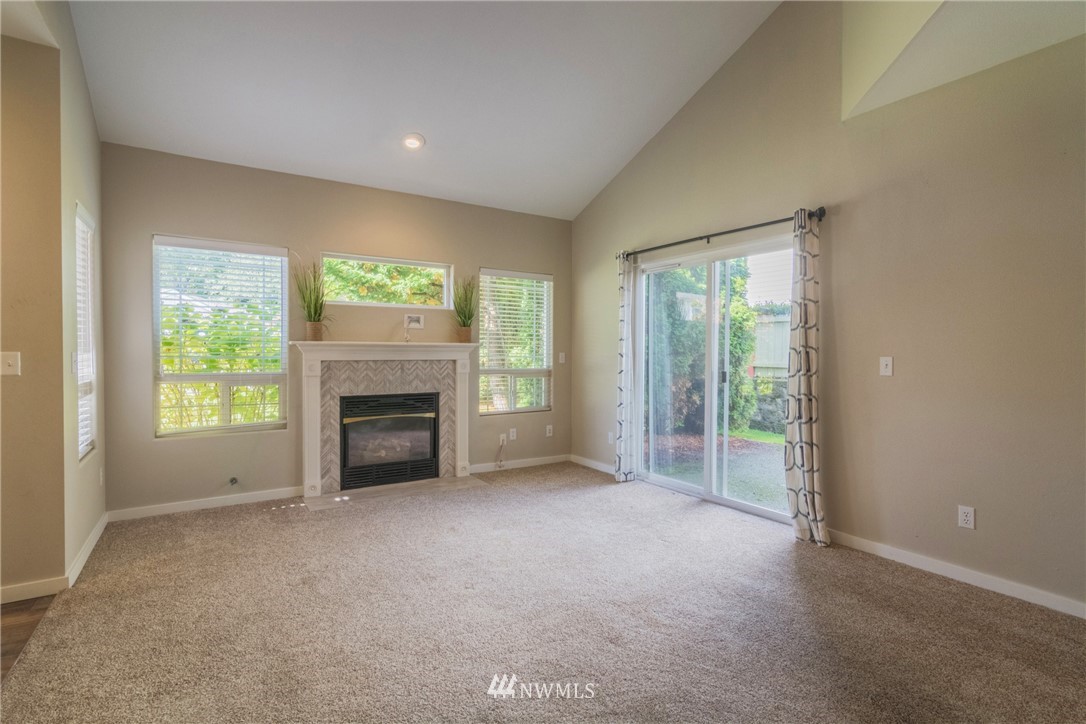15621 48th Place West Edmonds, WA 98026 - Photo 9 of 19