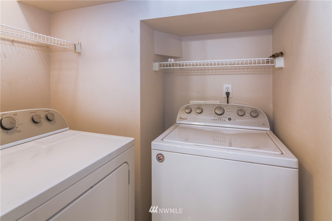 15621 48th Place West Edmonds, WA 98026 - Photo 10 of 19