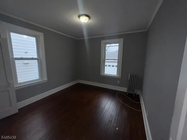 $2,400 | 742 Pennington Street, Elizabeth, NJ 07202