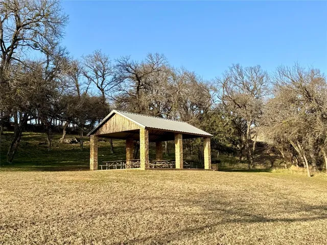 $499,000 | 229 West Bluff Lane, Millsap, TX 76066