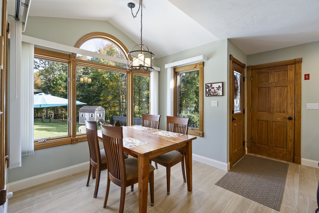 21 Thompson Pond Road Spencer, MA 01562 - Photo 12 of 42