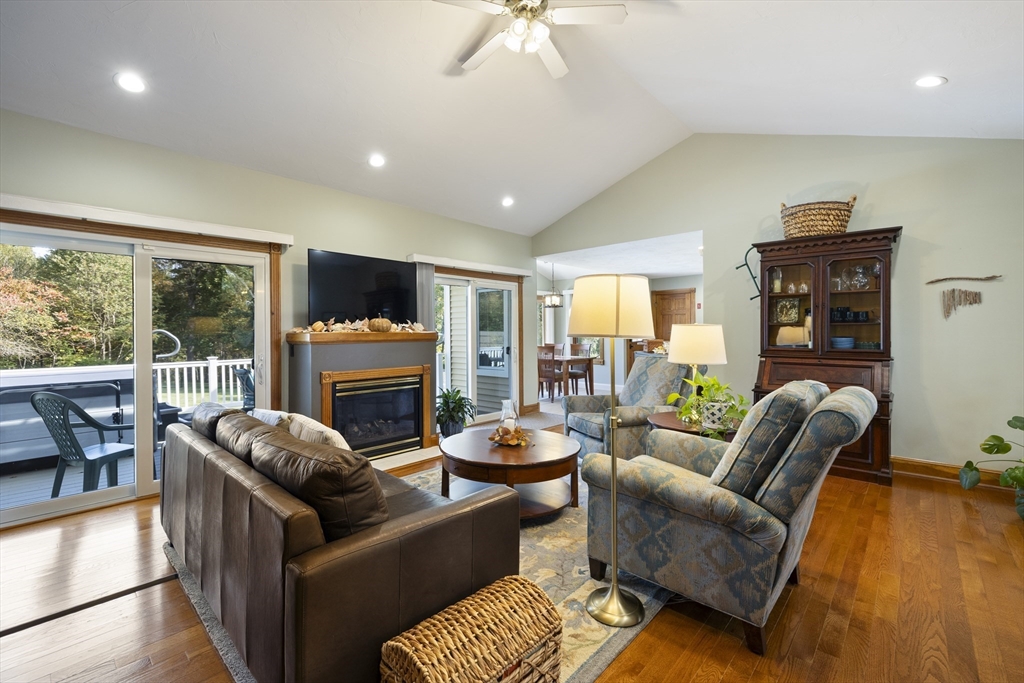 21 Thompson Pond Road Spencer, MA 01562 - Photo 14 of 42