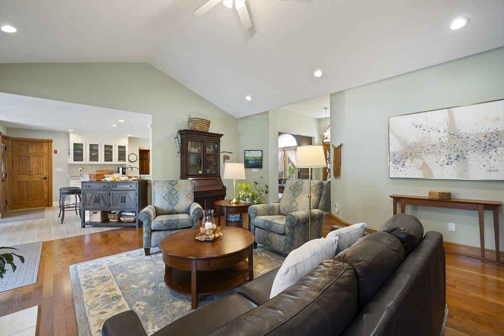 21 Thompson Pond Road Spencer, MA 01562 - Photo 15 of 42