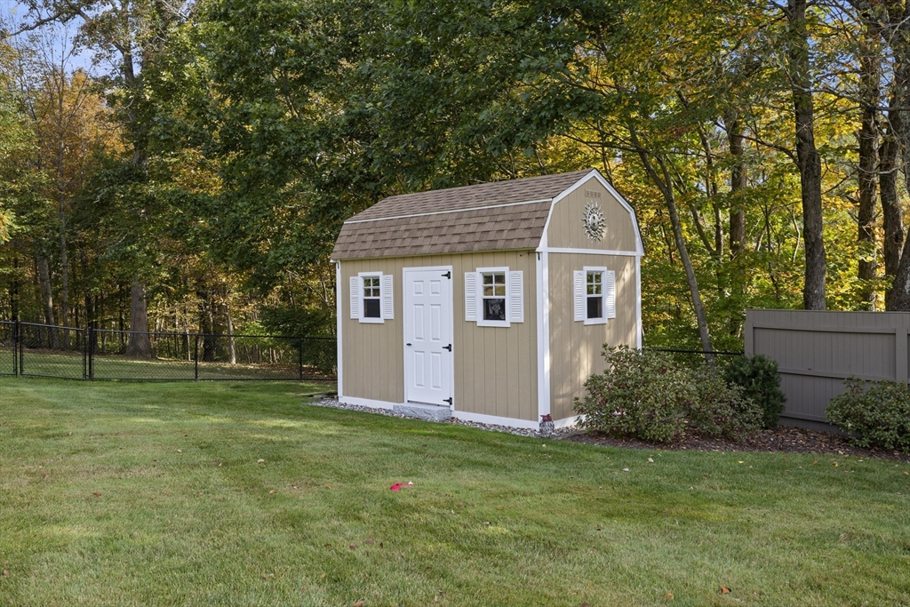 21 Thompson Pond Road Spencer, MA 01562 - Photo 36 of 42