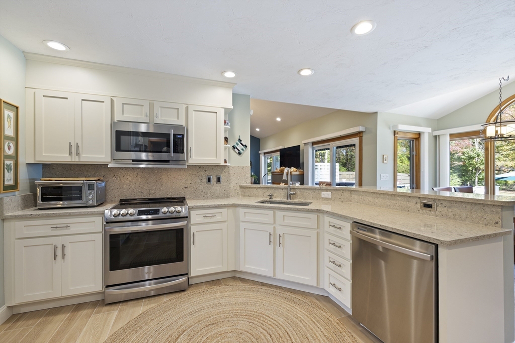 21 Thompson Pond Road Spencer, MA 01562 - Photo 9 of 42