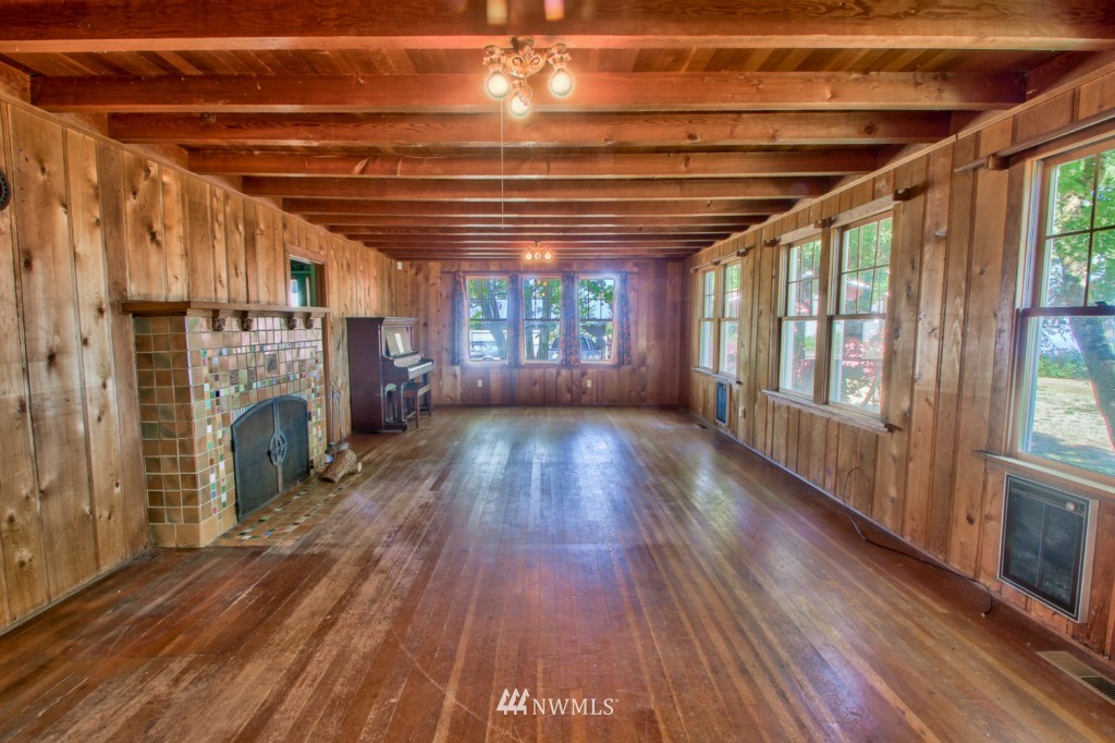 10219 Halloran Road Bow, WA 98232 - Photo 11 of 22 Gallery Image 11