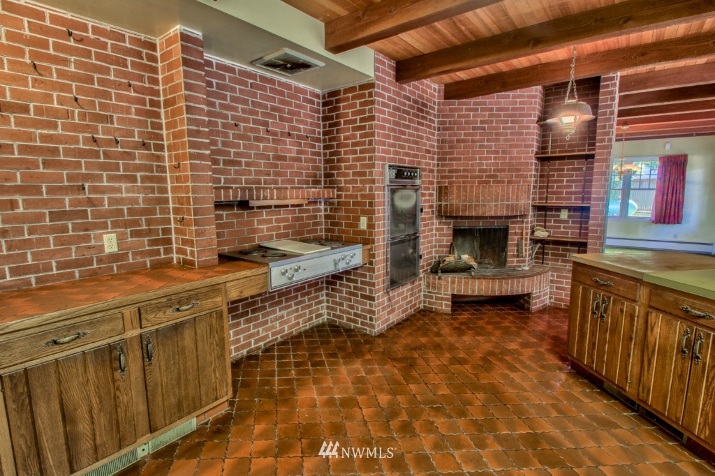 10219 Halloran Road Bow, WA 98232 - Photo 5 of 22 Gallery Image 5