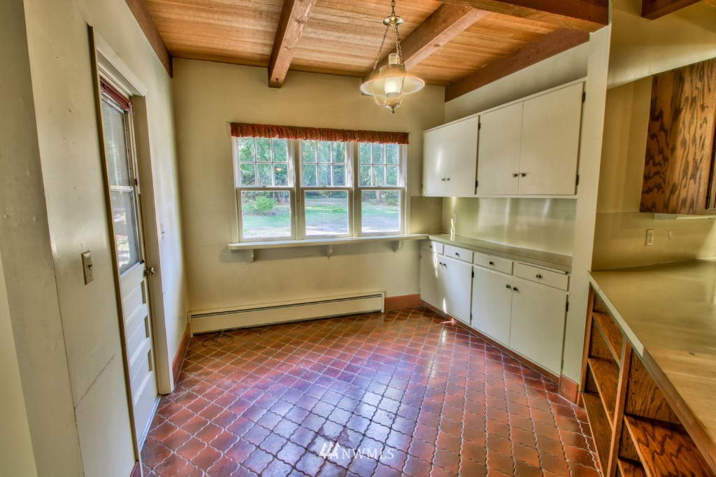 10219 Halloran Road Bow, WA 98232 - Photo 6 of 22 Gallery Image 6