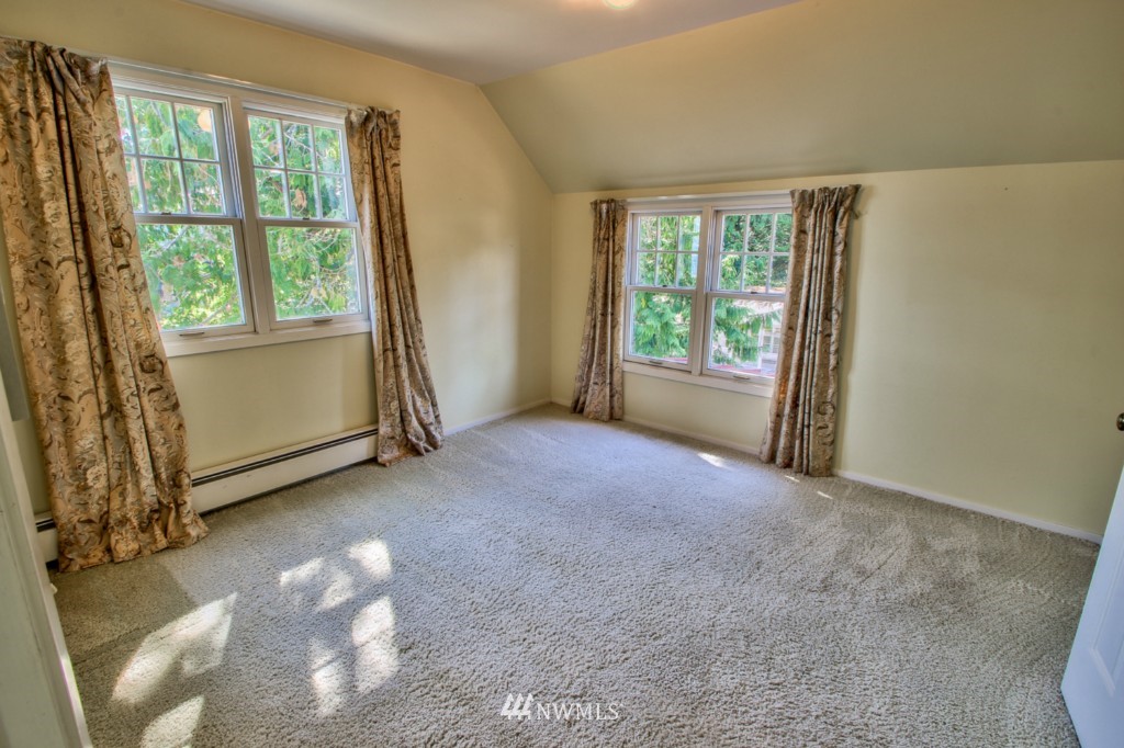 10219 Halloran Road Bow, WA 98232 - Photo 8 of 22 Gallery Image 8