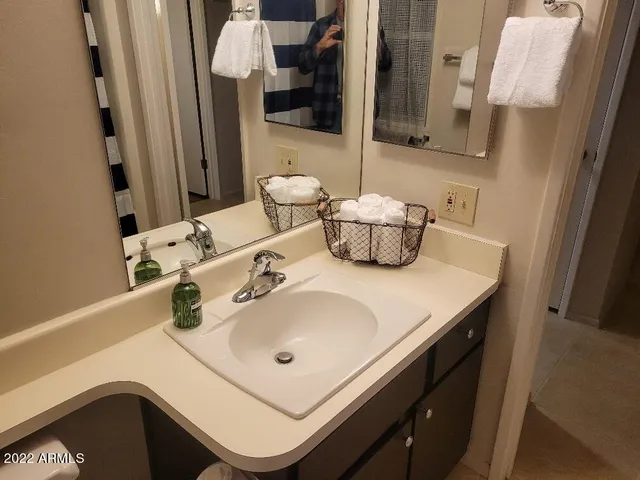 $2,600 | 13239 West Desert Glen Drive, Sun City West, AZ 85375