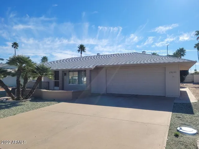 $2,600 | 13239 West Desert Glen Drive, Sun City West, AZ 85375