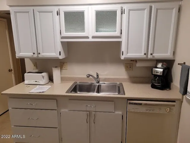 $2,600 | 13239 West Desert Glen Drive, Sun City West, AZ 85375