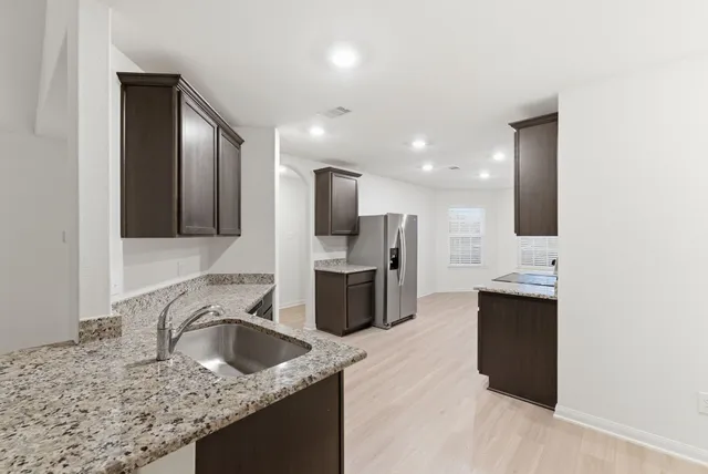 $1,800 | 345 Lone Mountain Drive, Katy, TX 77493