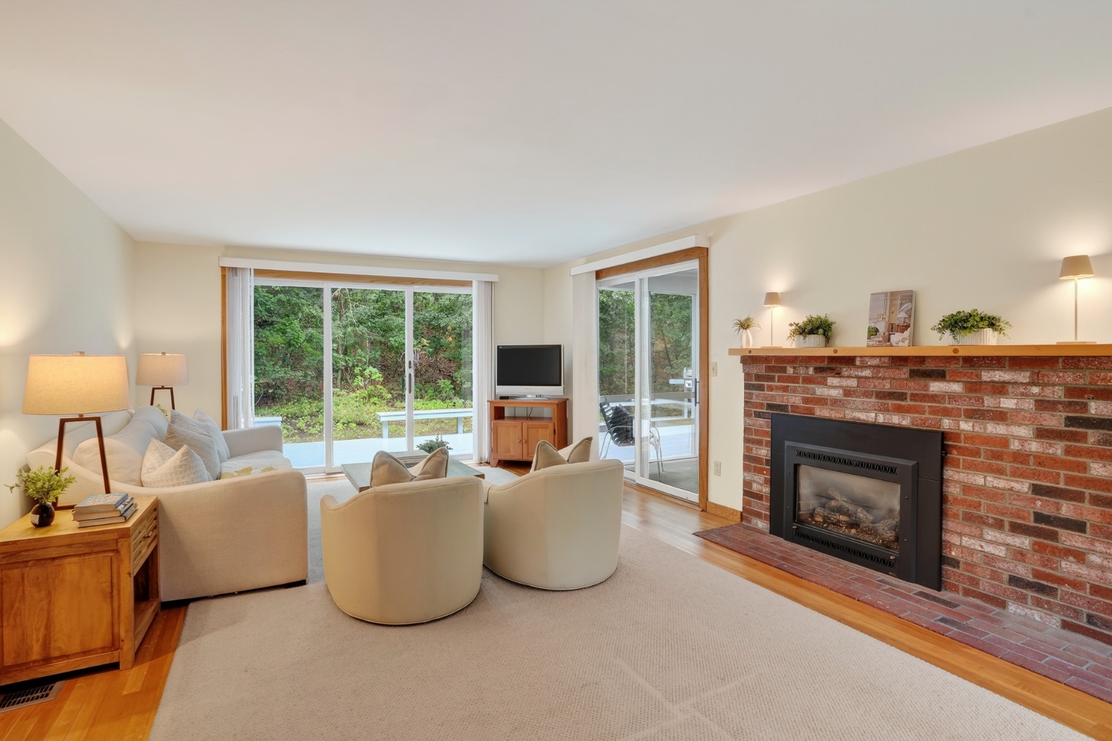 20 Hidden Cove Road Oak Bluffs, MA 02557 - Photo 2 of 45 Gallery Image 2