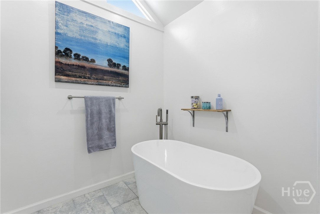 3 Rice Mill Drive Savannah, GA 31419 - Photo 15 of 37 Primary Bathroom soaking tub is beautiful and luxurious.