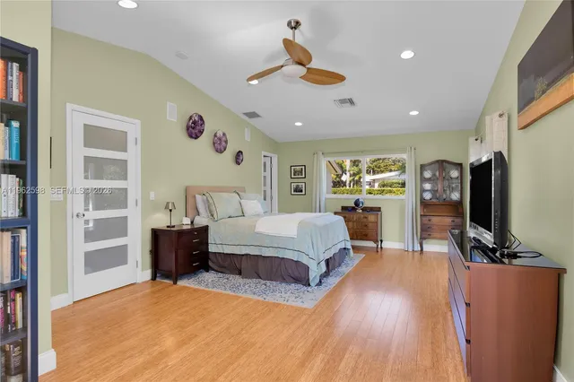 $2,300,000 | 11625 Southwest 70th Avenue, Pinecrest, FL 33156