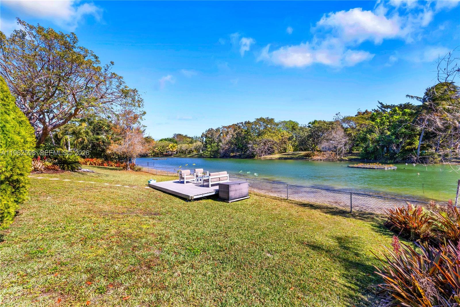 11625 Southwest 70th Avenue Pinecrest, FL 33156 - Photo 23 of 30