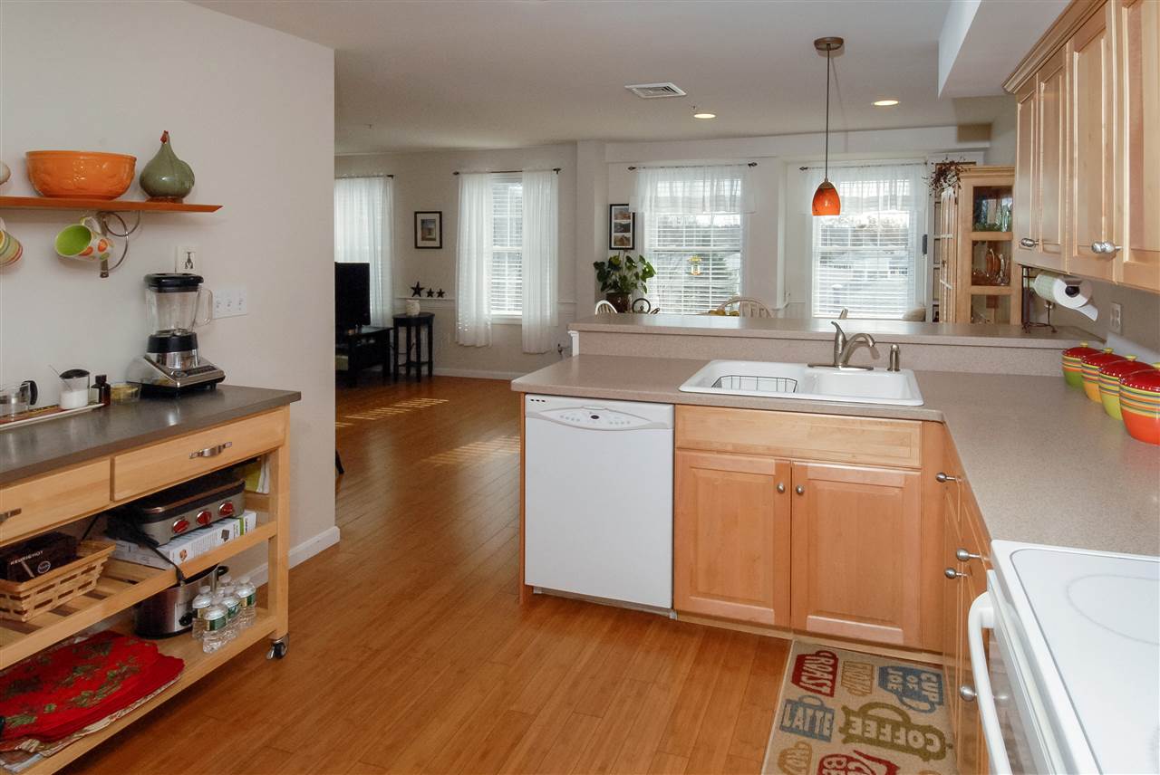 105 Winnacunnet Road, Unit 12 Hampton, NH 03842 - Photo 8 of 24