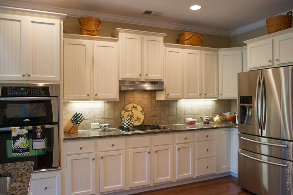 1445 Clancy Road Mount Pleasant, SC 29466 - Photo 11 of 37 Custom cabinets and stainless steel
