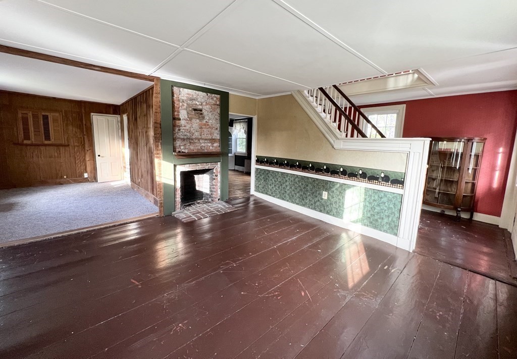 9 Springfield Street Wilbraham, MA 01095 - Photo 8 of 18 Gallery Image 8