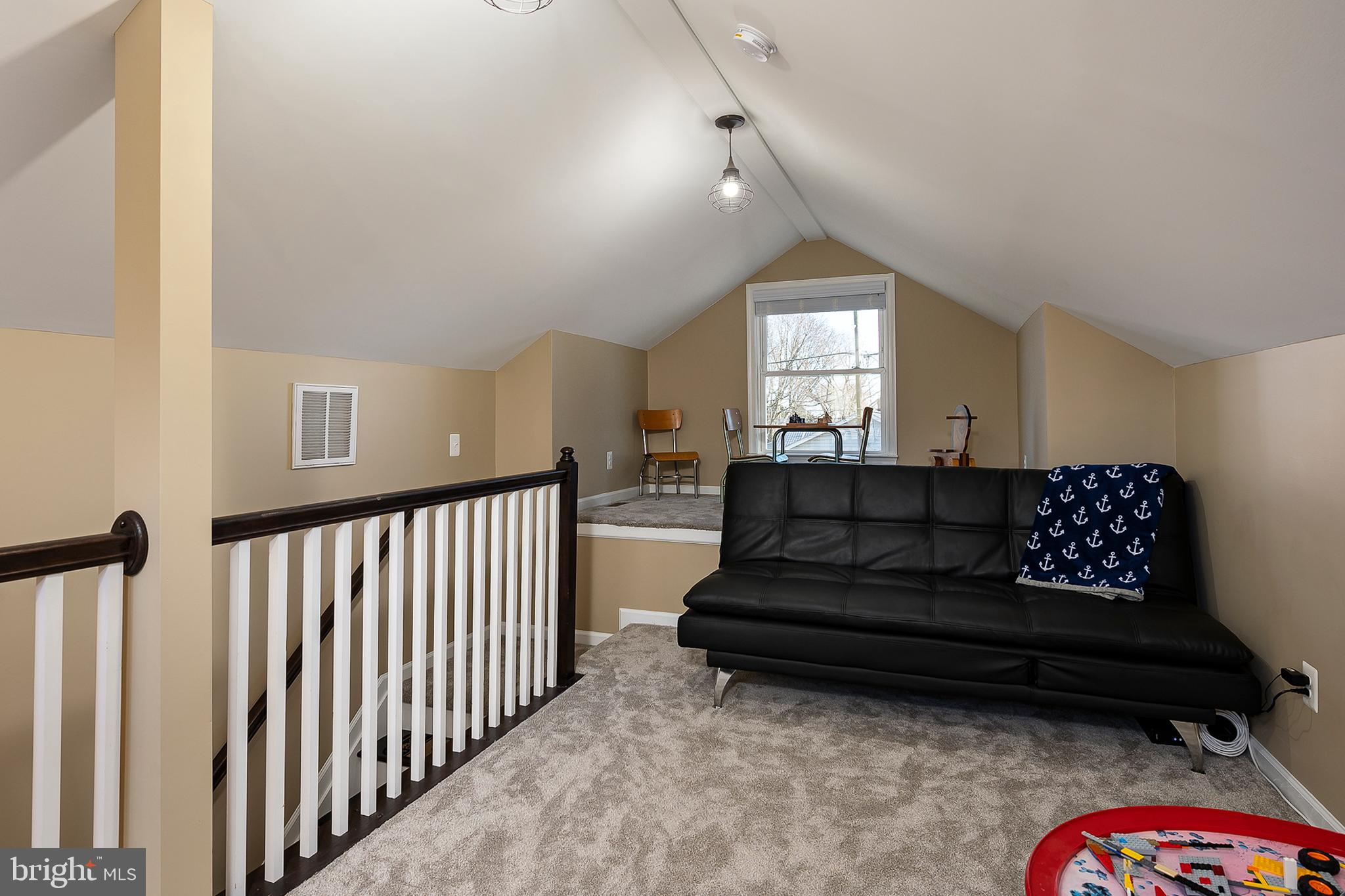 123 Washington Street Edgewater, MD 21037 - Photo 24 of 36 Loft (alt view)