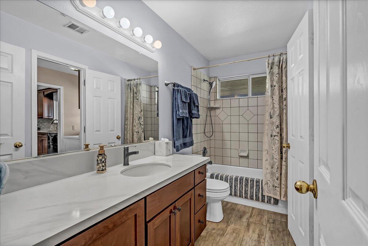2166 Morris Court Exeter, CA 93221 - Photo 15 of 39 20-20
