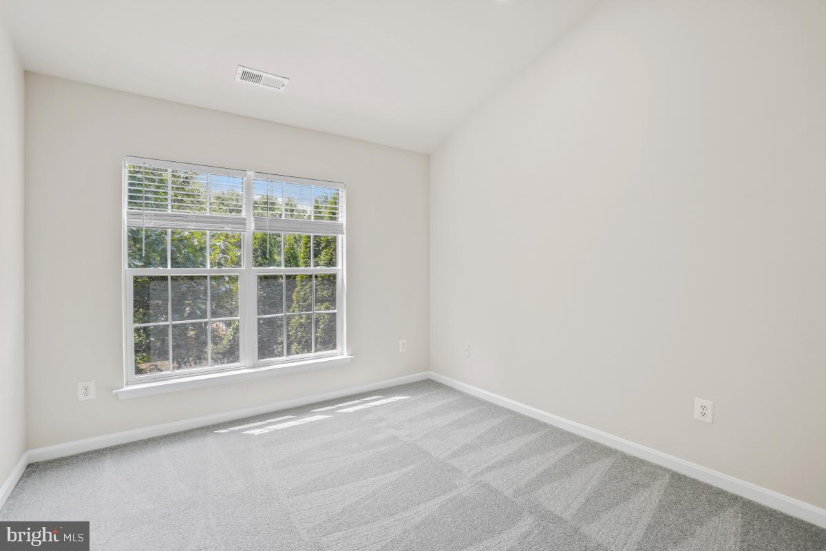 23005 Birch Mead Road Clarksburg, MD 20871 - Photo 19 of 36 Gallery Image 19