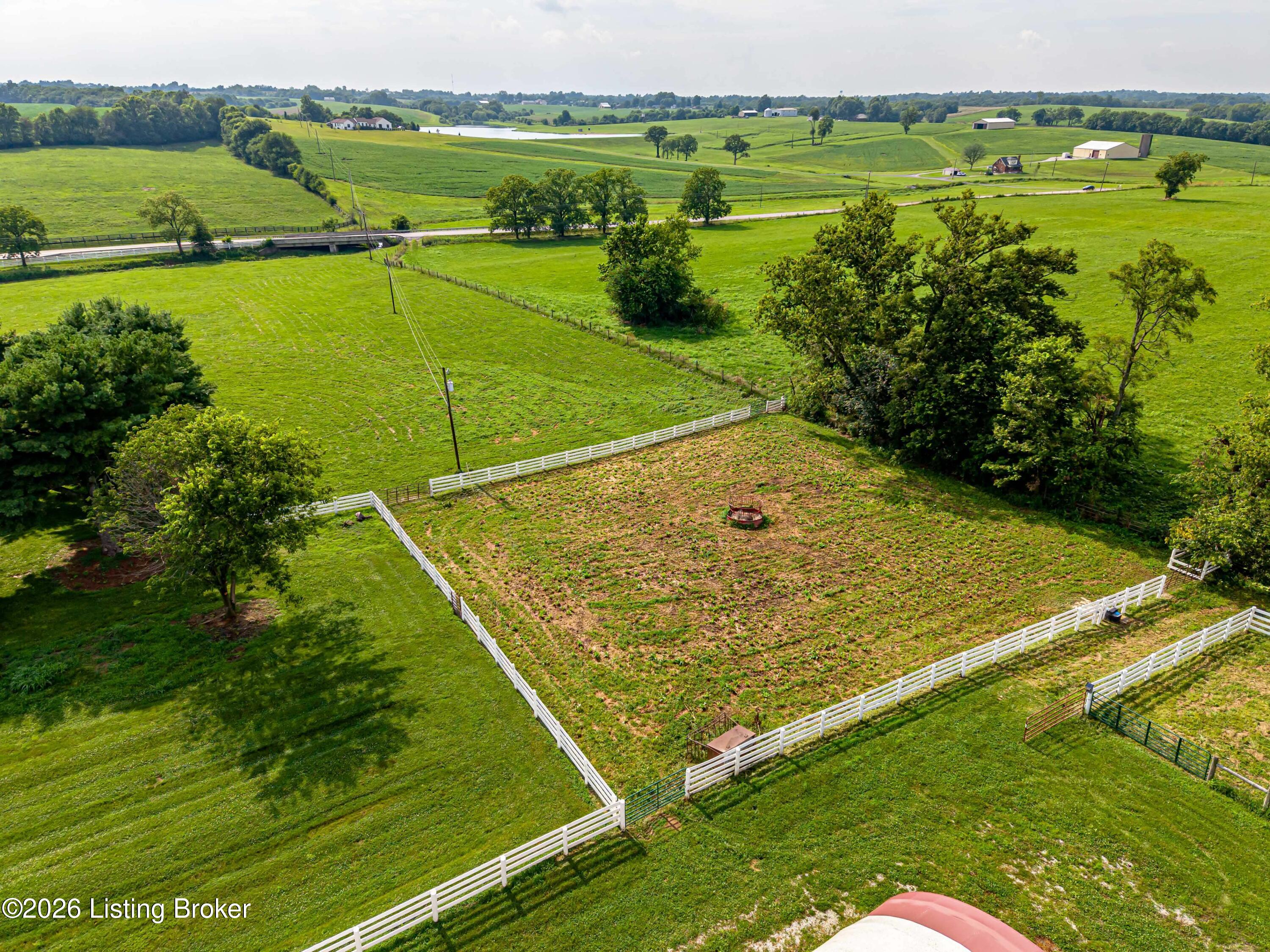 2304 Eminence Road Eminence, KY 40019 - Photo 61 of 71 DJI_20260709053309_0779_D