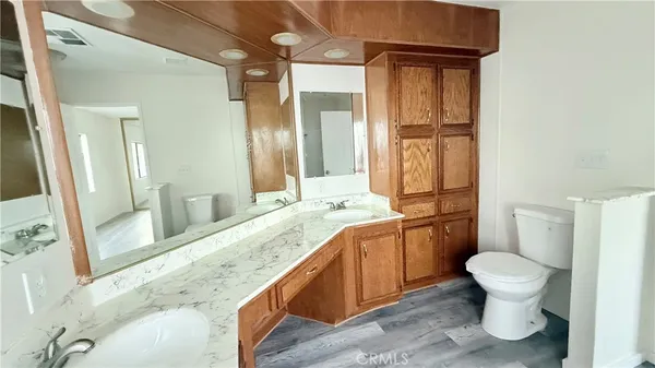 $110,500 | 530 West Devonshire Avenue, Unit 65, Hemet, CA 92543