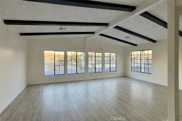 $110,500 | 530 West Devonshire Avenue, Unit 65, Hemet, CA 92543