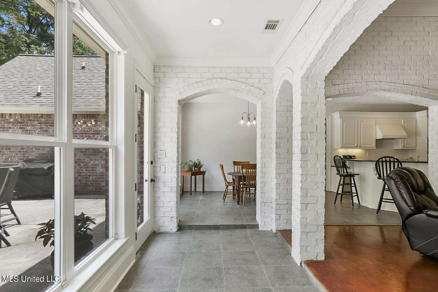 691 Hoy Road Madison, MS 39110 - Photo 19 of 47 Sunroom