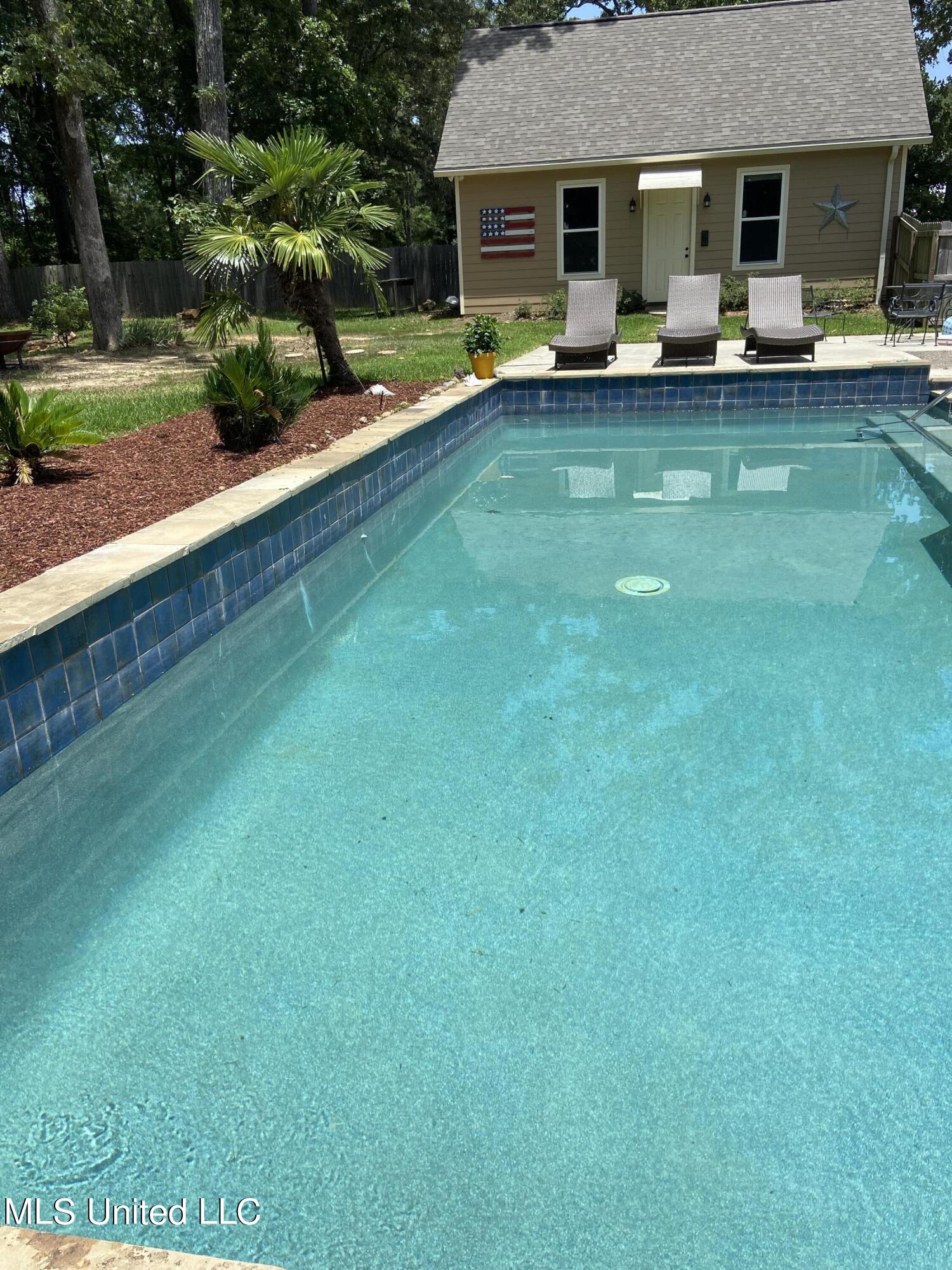 691 Hoy Road Madison, MS 39110 - Photo 39 of 47 Pool view