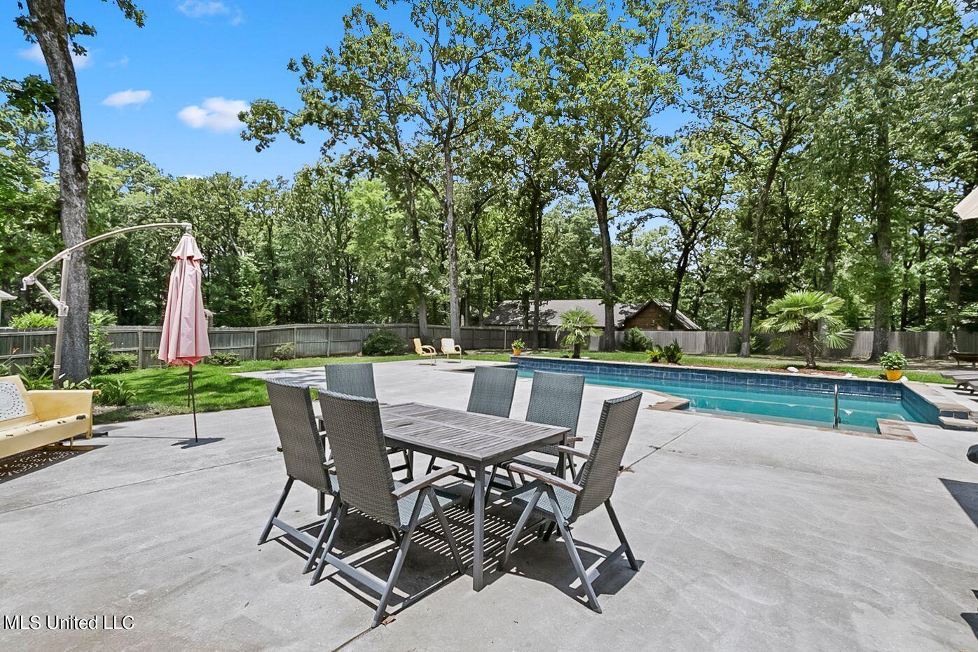 691 Hoy Road Madison, MS 39110 - Photo 46 of 47 Pool 1