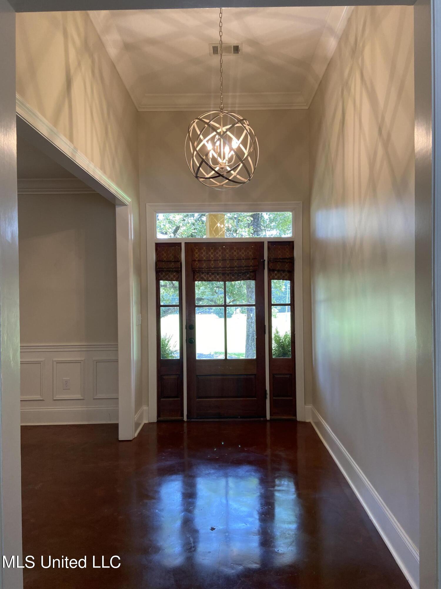 691 Hoy Road Madison, MS 39110 - Photo 9 of 47 Foyer view