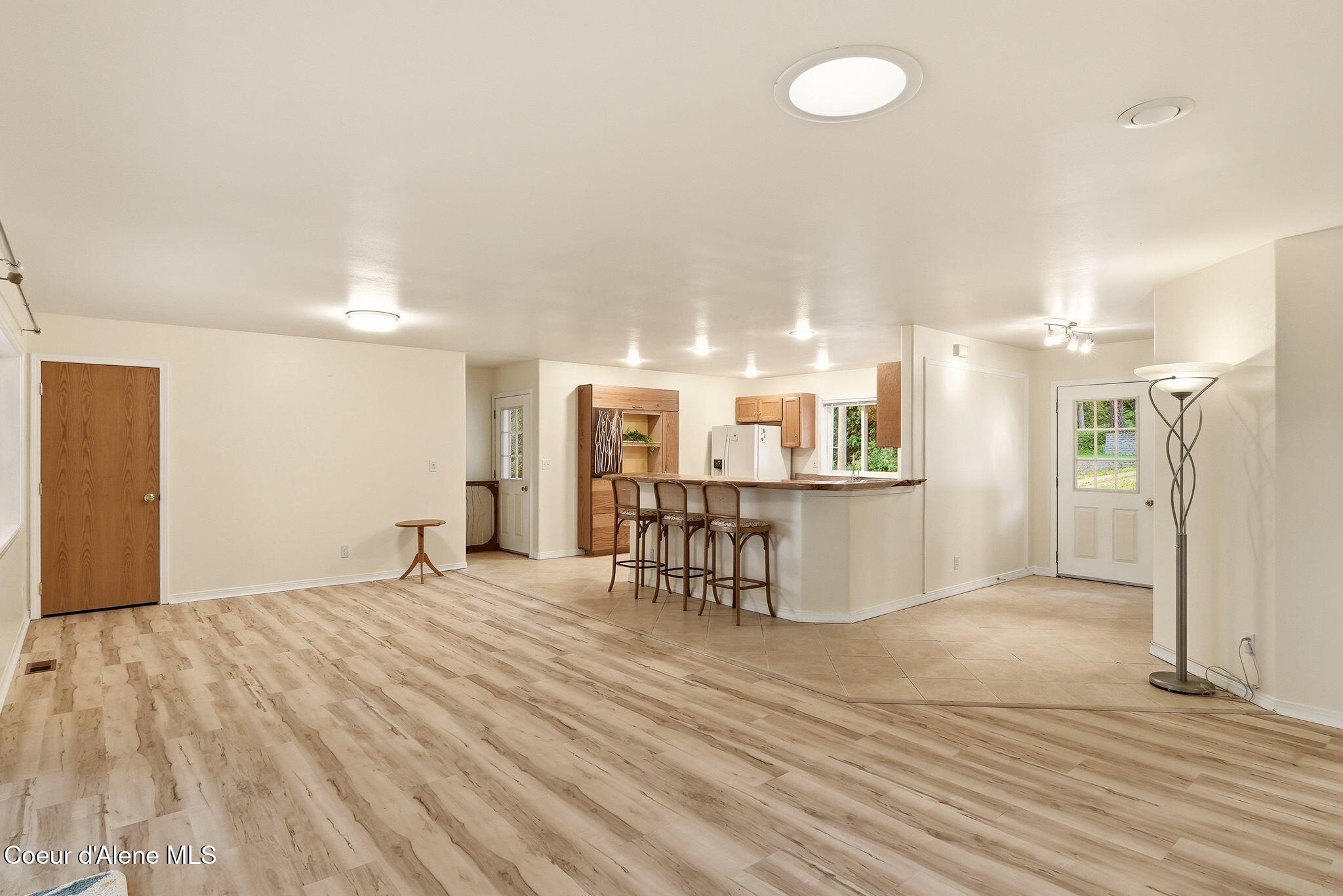 955 Bottle Bay Road Sagle, ID 83860 - Photo 8 of 66 Living Area