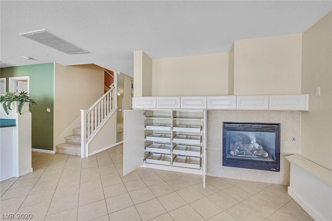 140 Rancho Maria Street Las Vegas, NV 89148 - Photo 7 of 49 Gallery Image 7