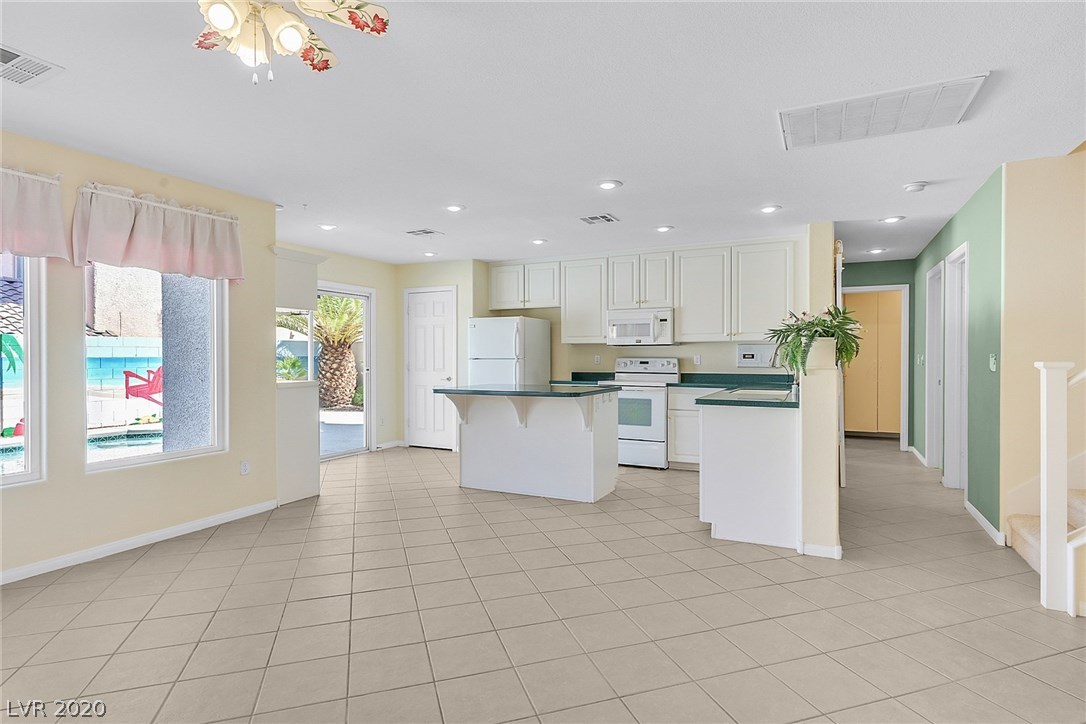 140 Rancho Maria Street Las Vegas, NV 89148 - Photo 8 of 49 Gallery Image 8