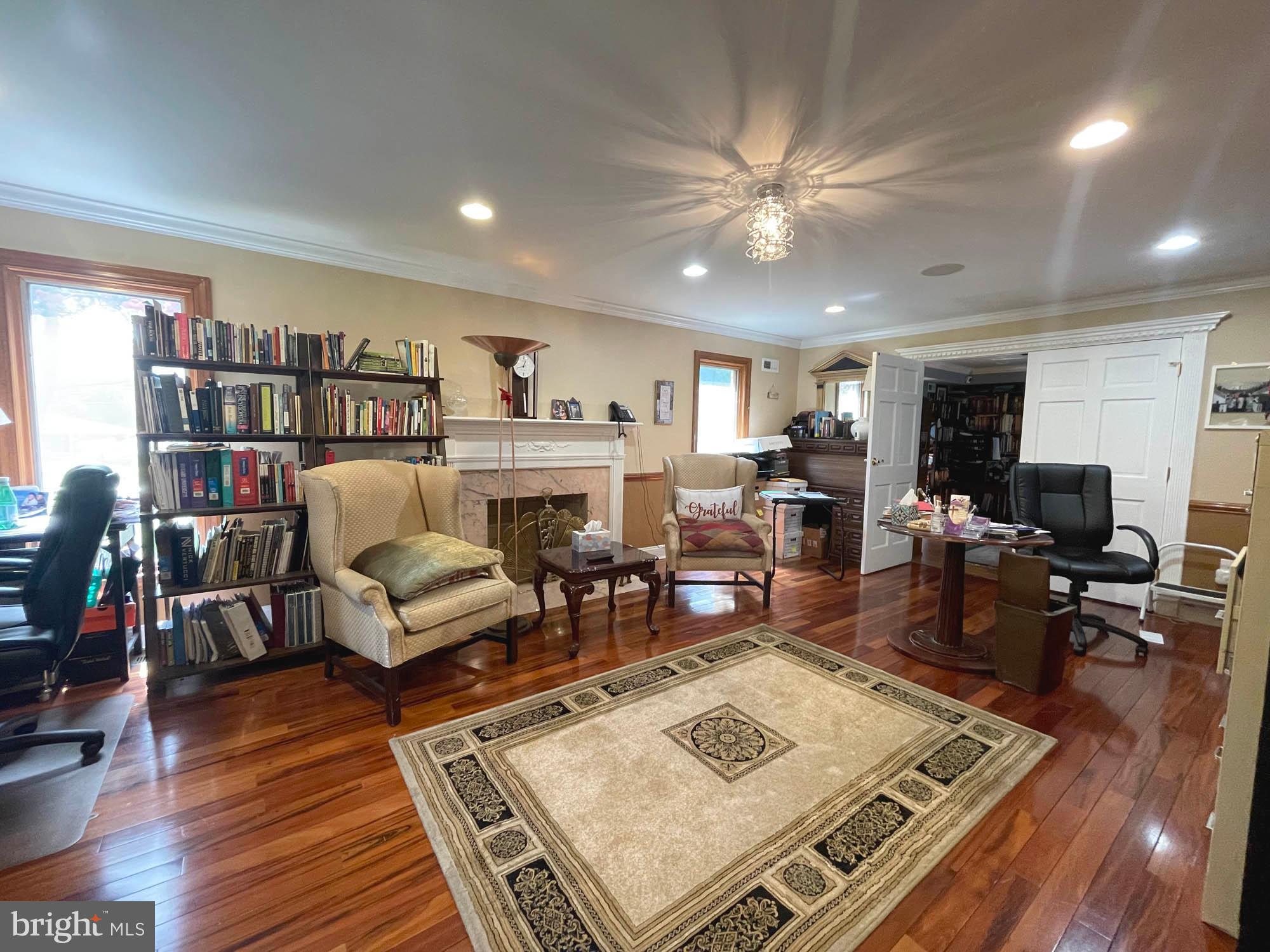 2053 Mayflower Drive Silver Spring, MD 20905 - Photo 13 of 34