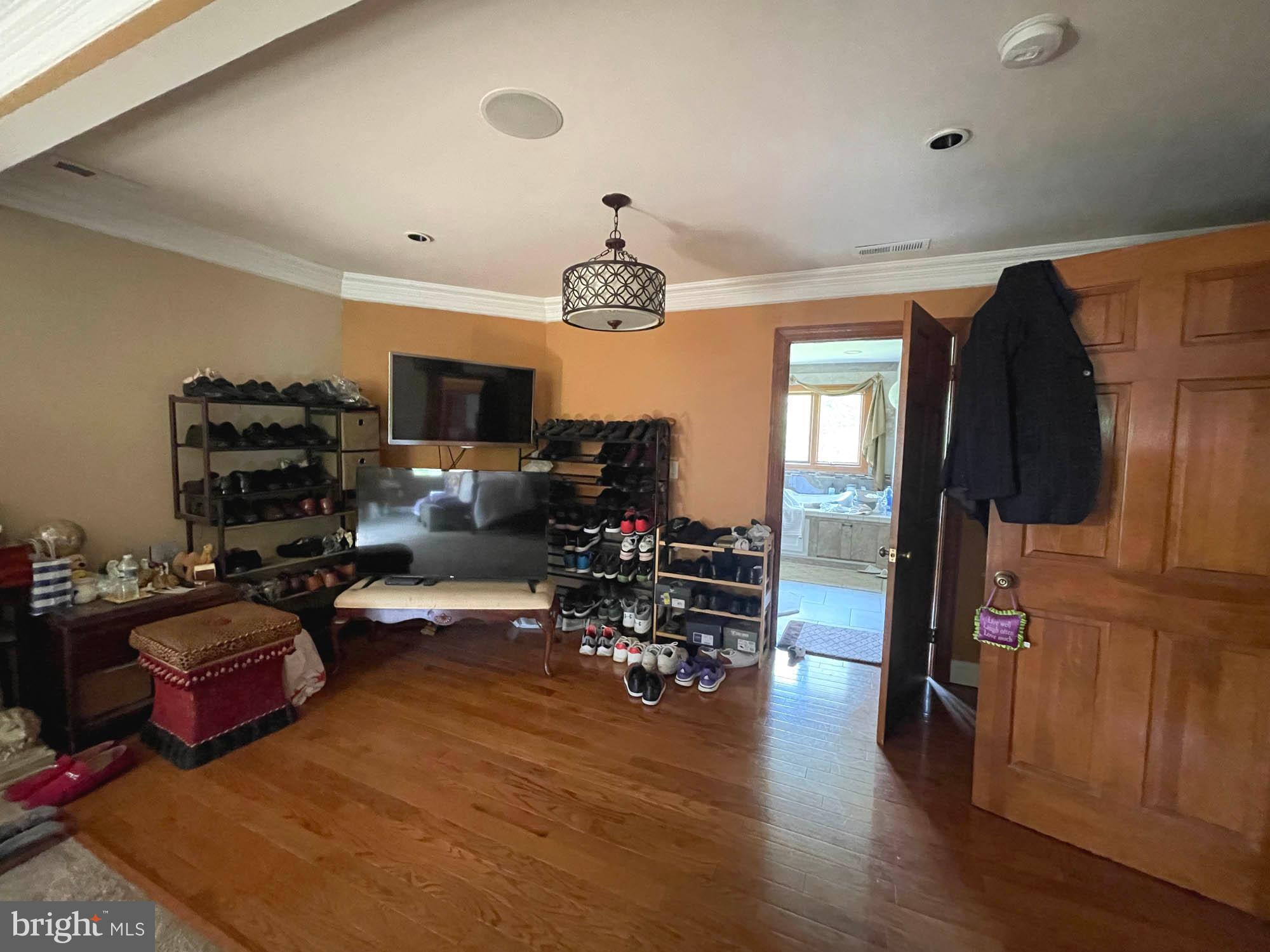 2053 Mayflower Drive Silver Spring, MD 20905 - Photo 17 of 34