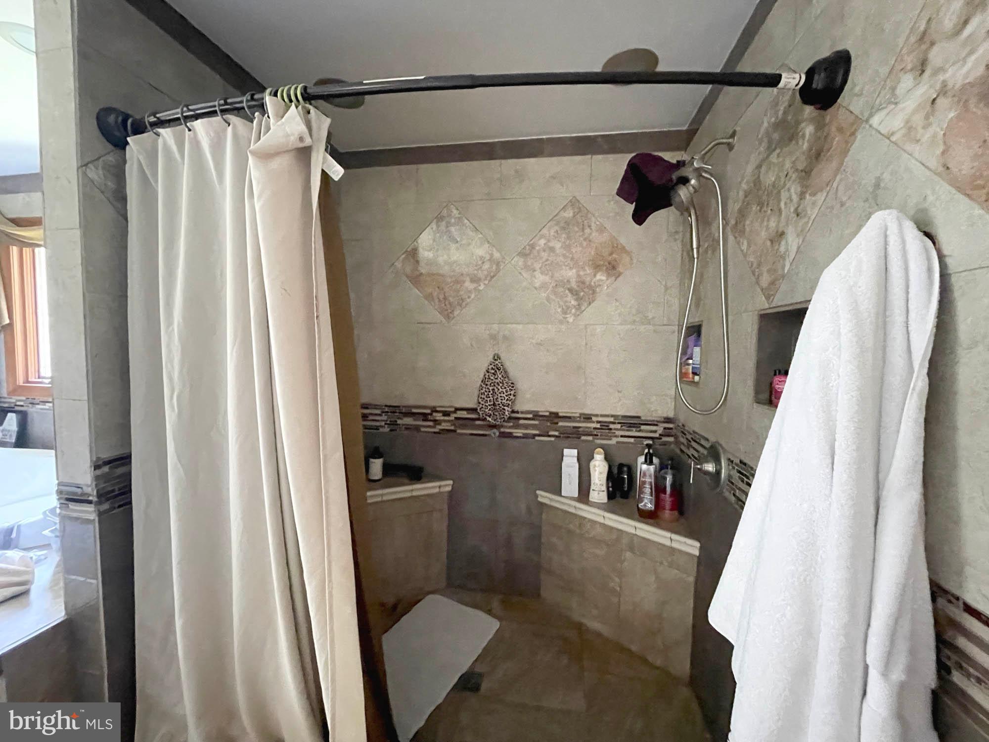 2053 Mayflower Drive Silver Spring, MD 20905 - Photo 20 of 34