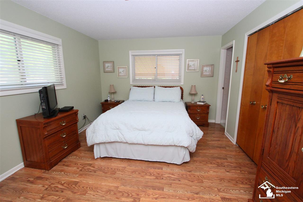 2832 Bluebush Road Monroe, MI 48162 - Photo 16 of 34