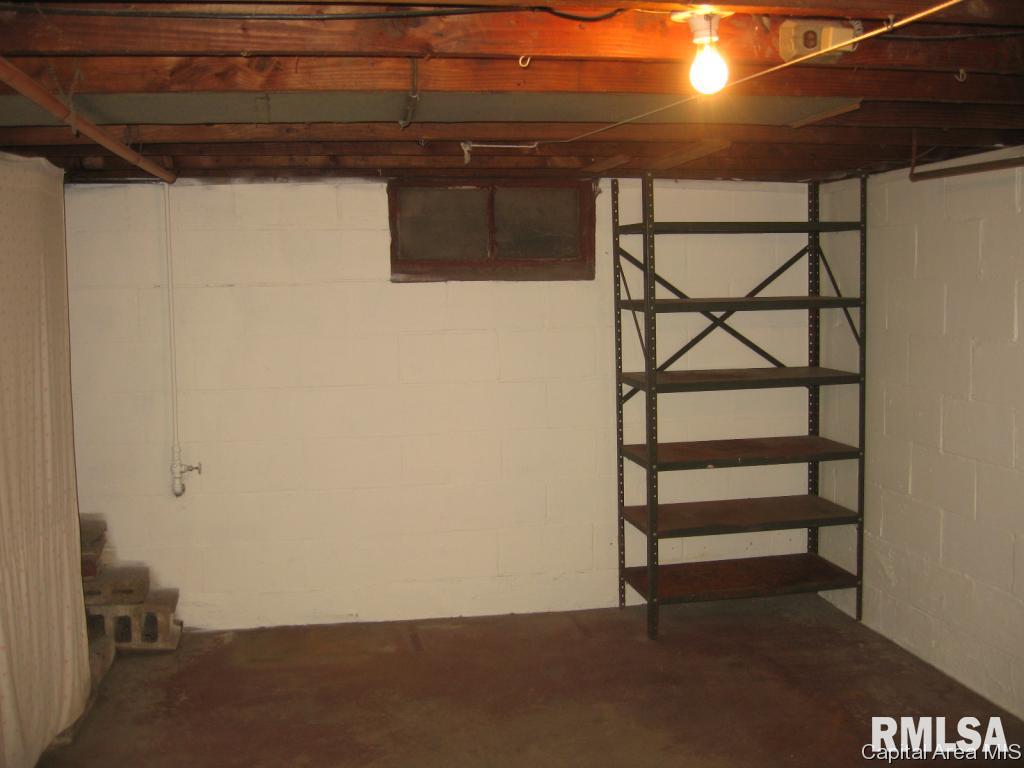 2802 South 11th Street Springfield, IL 62703 - Photo 17 of 20