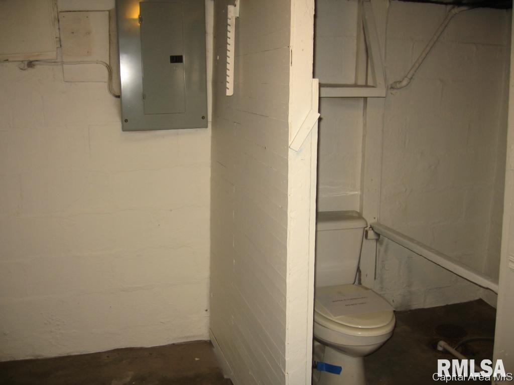 2802 South 11th Street Springfield, IL 62703 - Photo 18 of 20