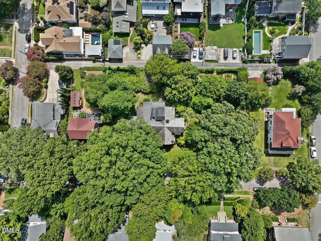 216-204 Hawthorne Road Raleigh, NC 27605 - Photo 25 of 28 216 Hawthorne