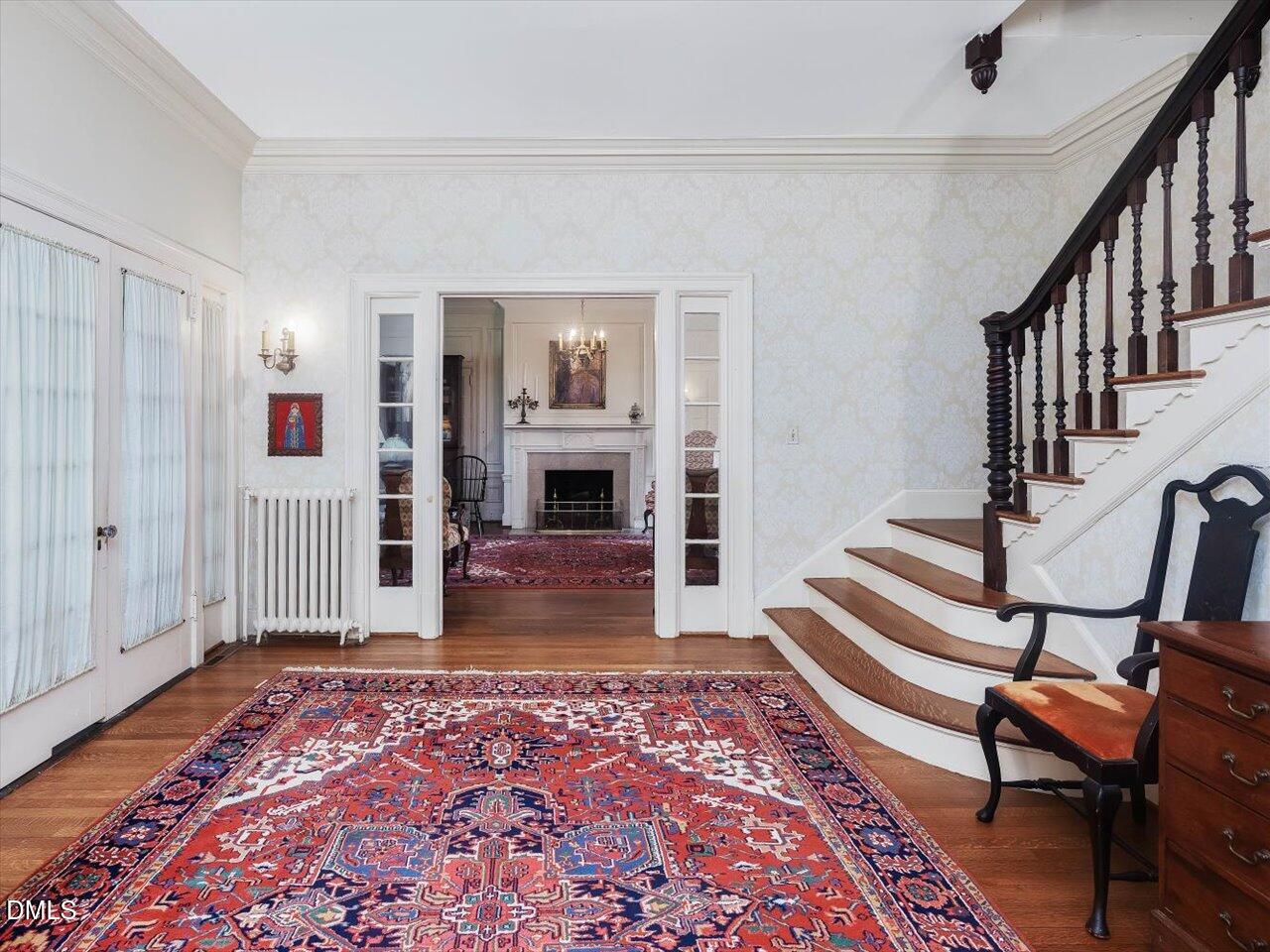 216-204 Hawthorne Road Raleigh, NC 27605 - Photo 7 of 28 216 Hawthorne